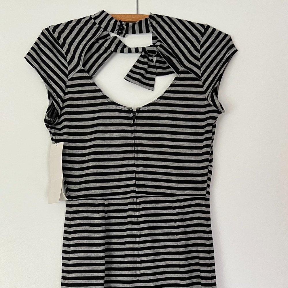 Stop Staring Incredibly SEXY Pencil Striped Dress XL  Keyhole neck, back & Bow